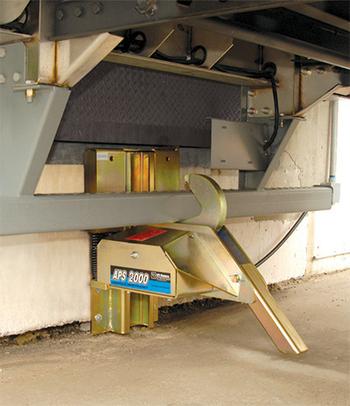 SERCO-RESTRAINT VEHICLE APS2000